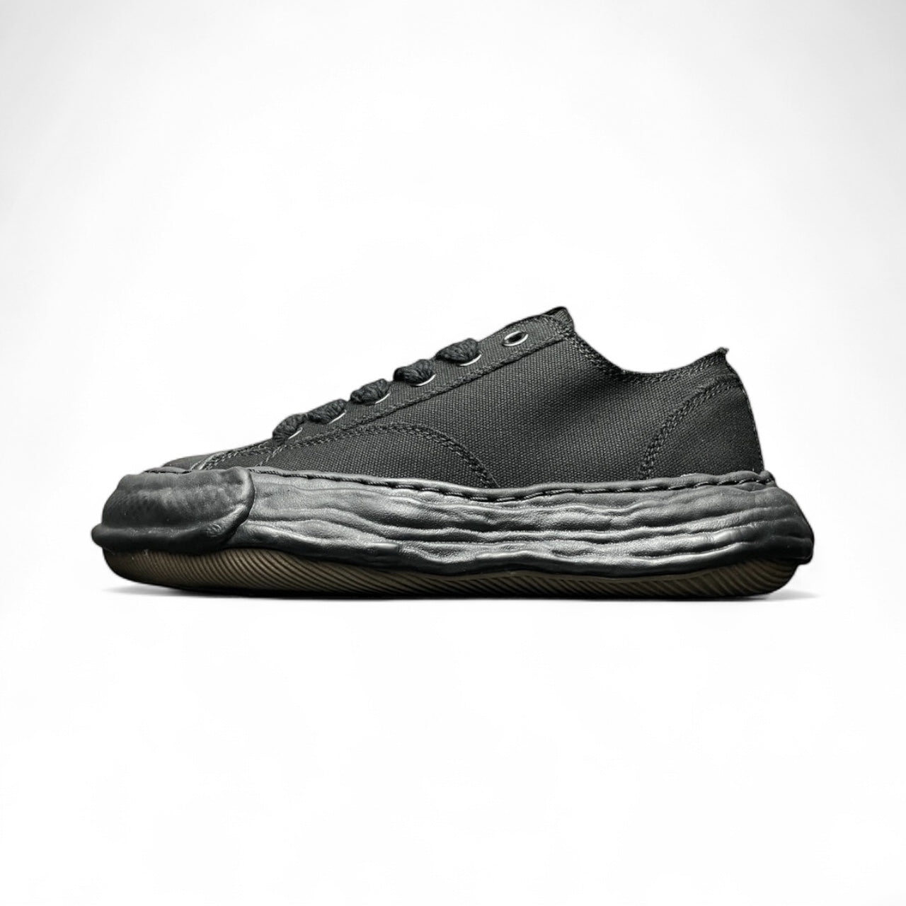 Maison Mihara 'Black'
